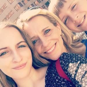 Meet your Posher, Suzanne